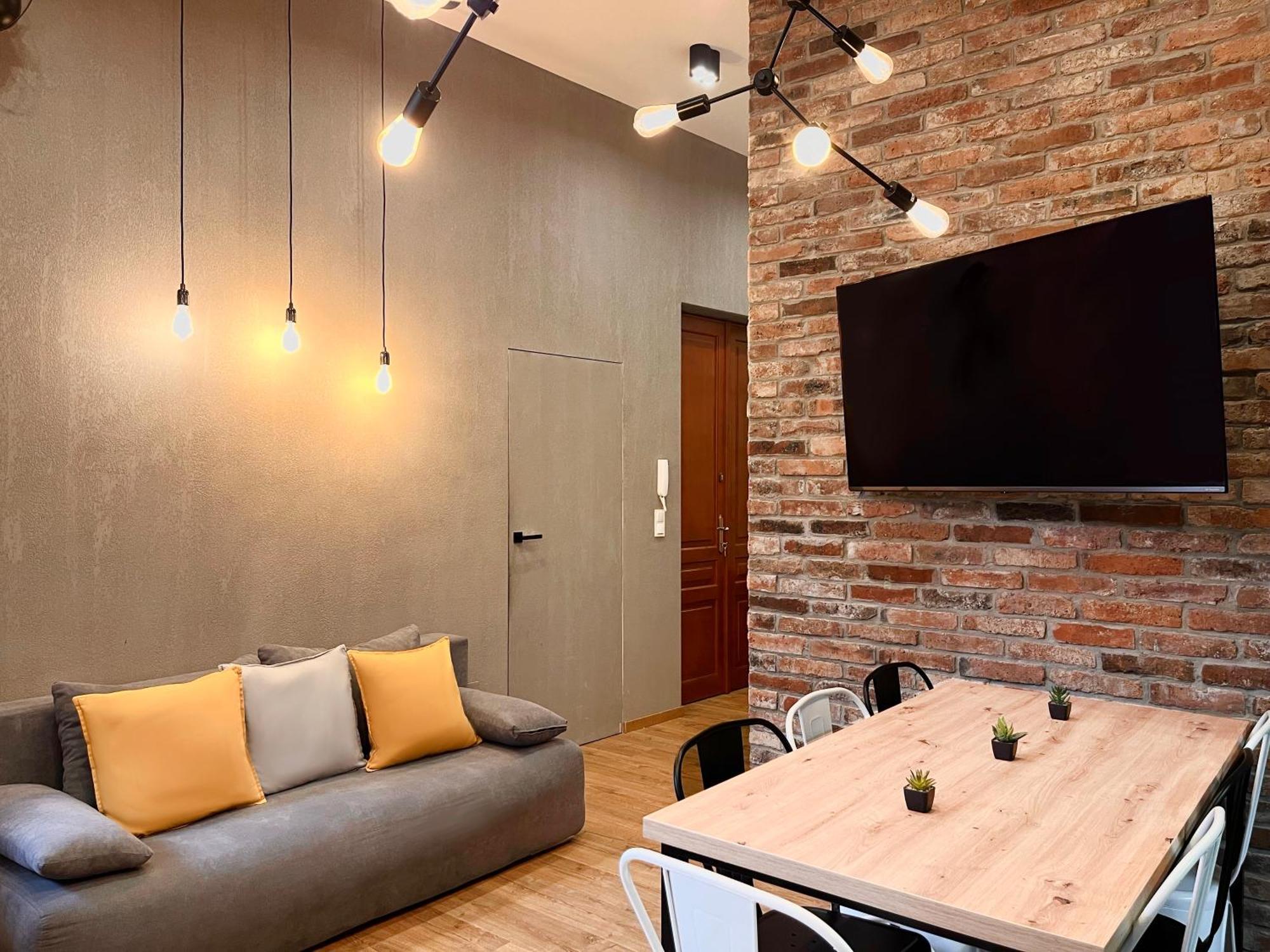 Large 75 M2 Apartment For 6 Guests Next To Wawel Castle คราคูฟ ภายนอก รูปภาพ