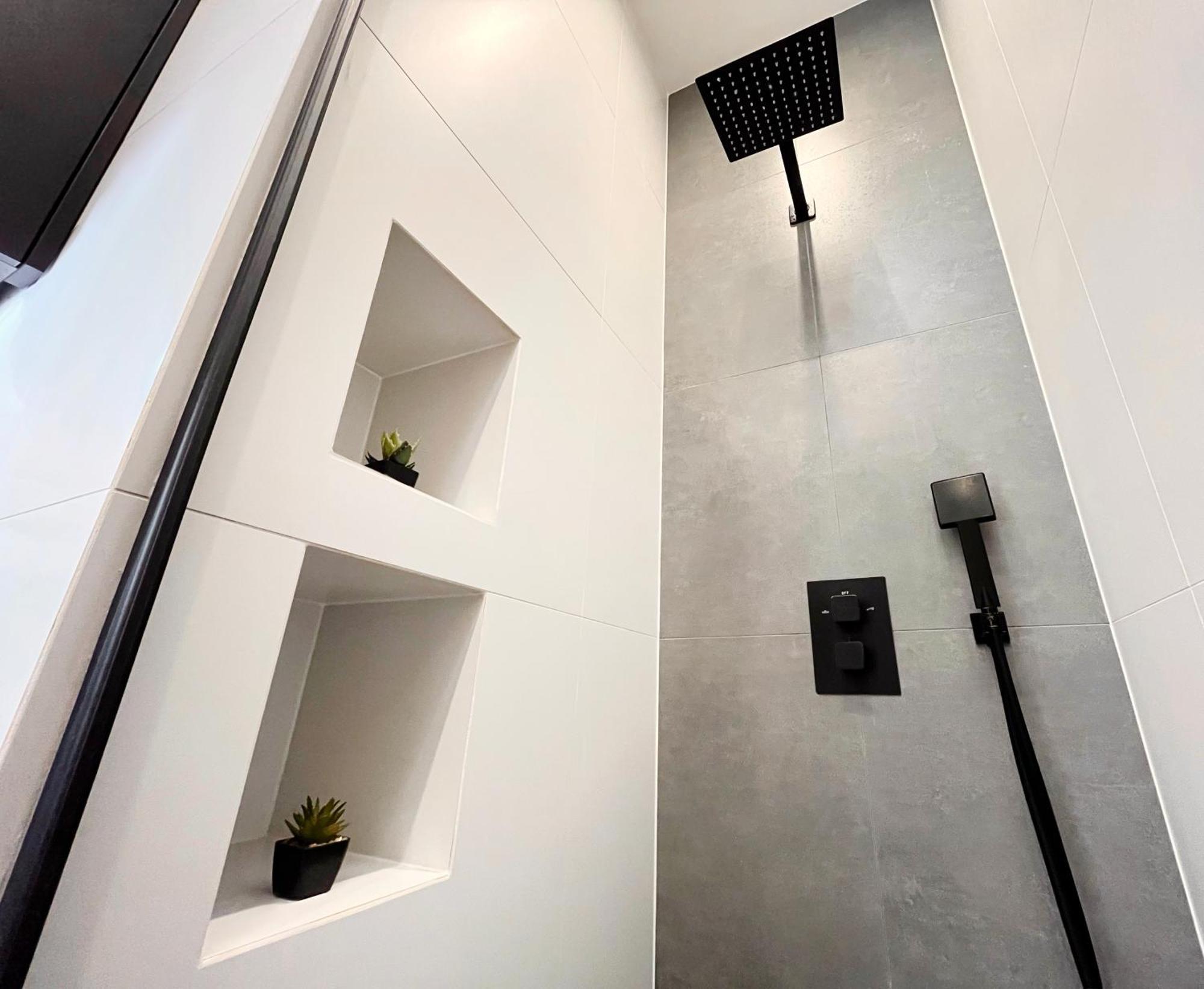 Large 75 M2 Apartment For 6 Guests Next To Wawel Castle คราคูฟ ภายนอก รูปภาพ