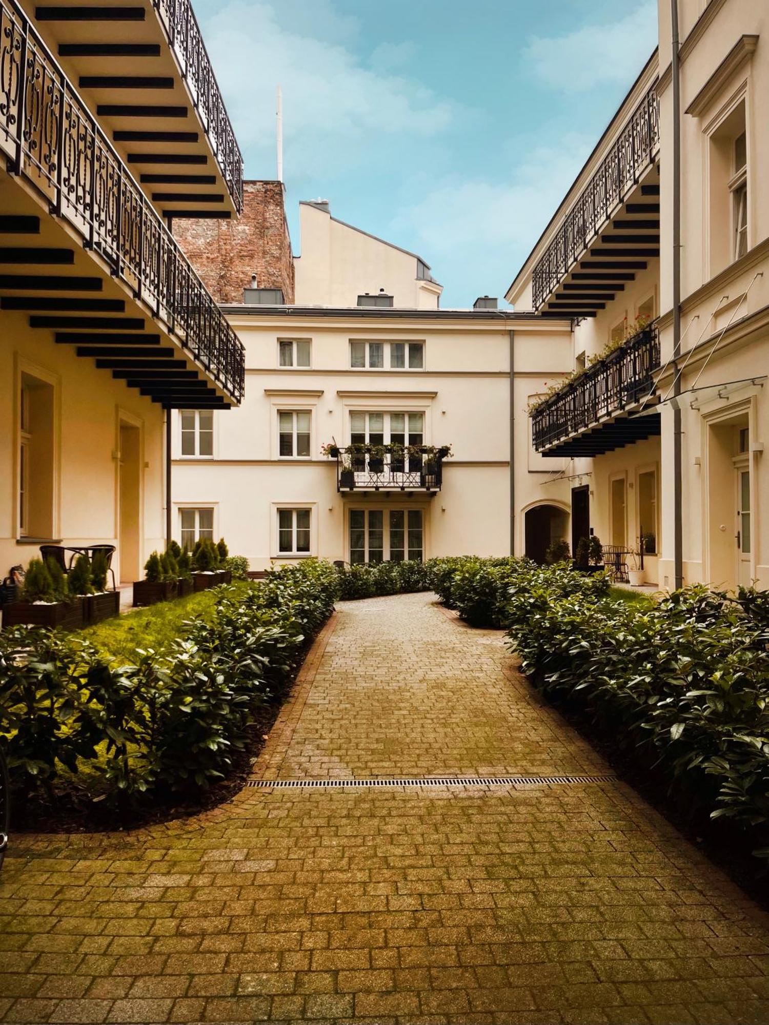 Large 75 M2 Apartment For 6 Guests Next To Wawel Castle คราคูฟ ภายนอก รูปภาพ